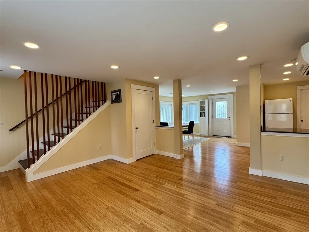 Photo of 104 Davis Street