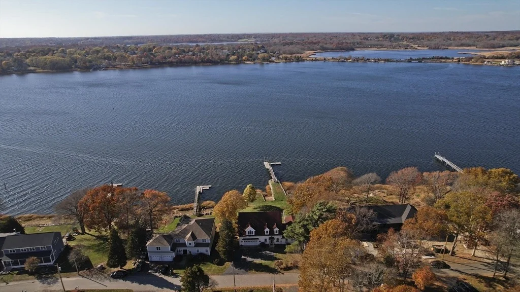 Photo of 62 Riverside Dr