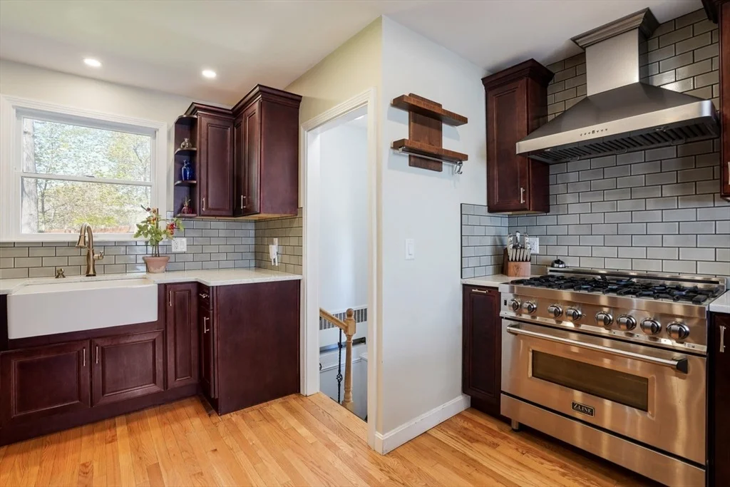 Photo of 37 Violet Ave