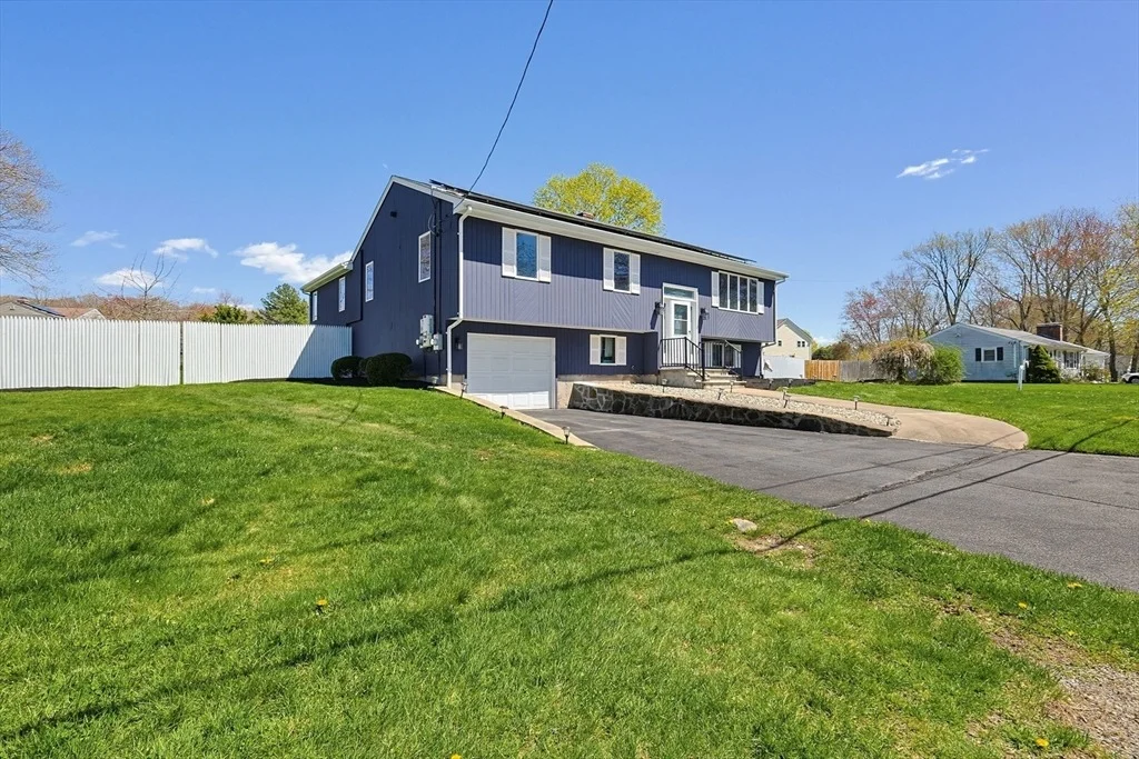 Photo of 132 Jean Dr