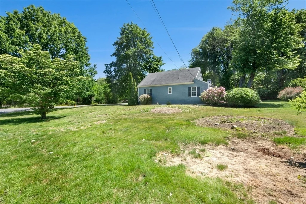 Photo of 171 Lawson Rd.
