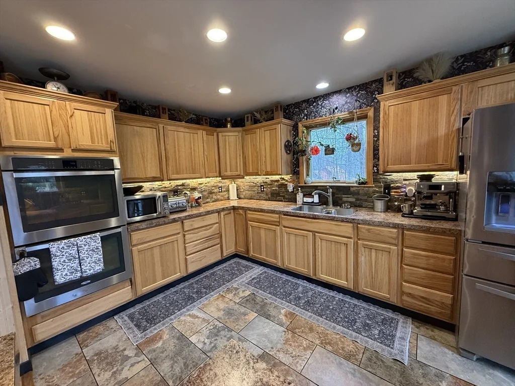 Photo of 5 Bofat Hill Rd