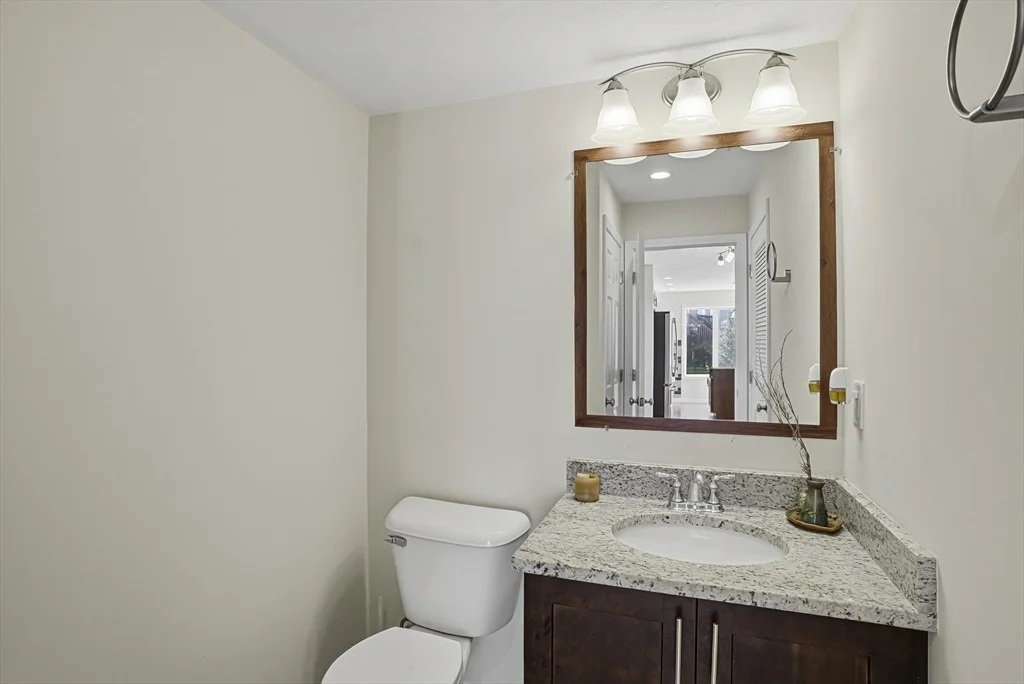 Photo of Unit 4 at 4 John Hancock Dr
