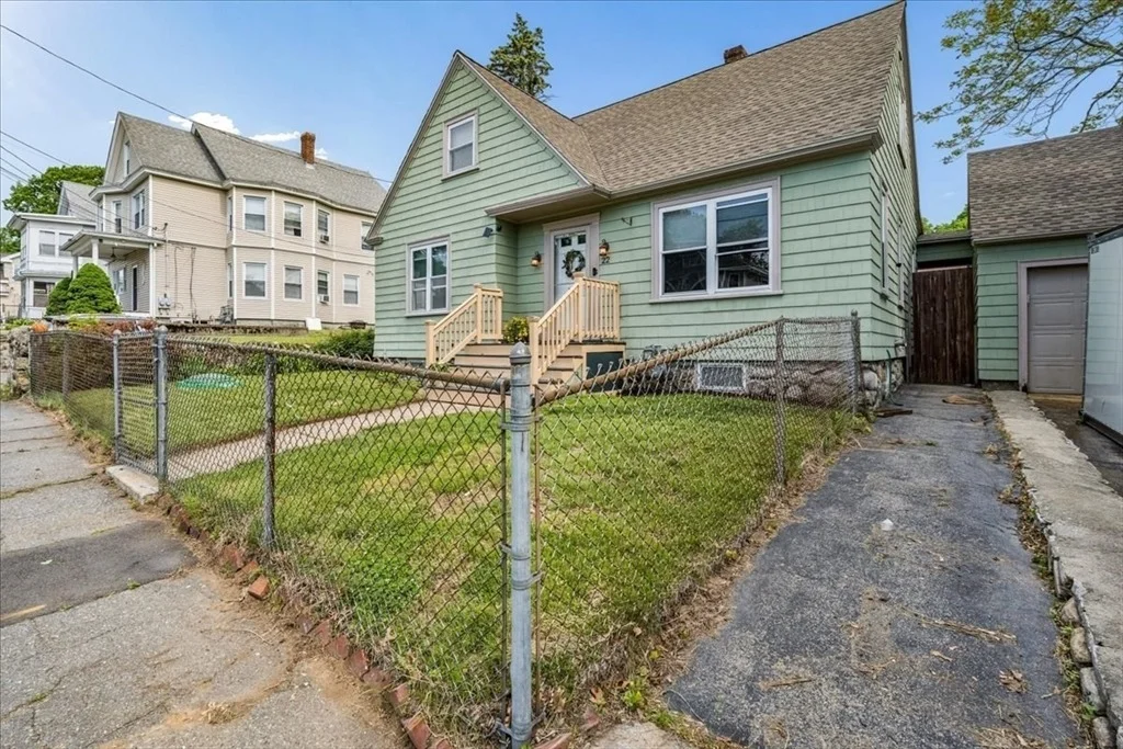 Photo of 22 Lippold Street