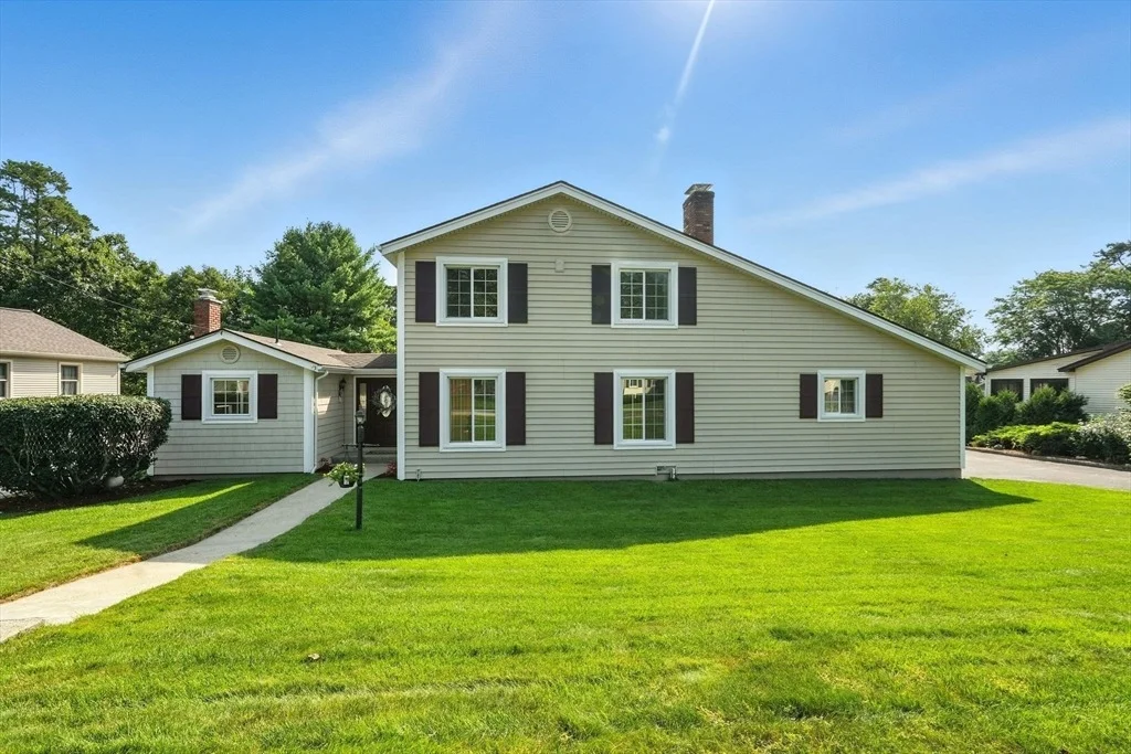 Photo of 233 Basil Rd