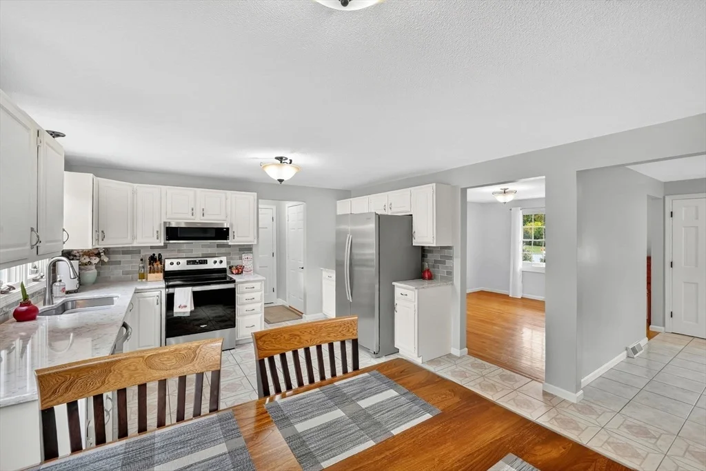 Photo of 49 Hearthstone Dr