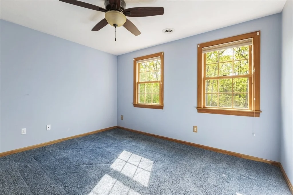 Photo of 27 Sullivan Blvd