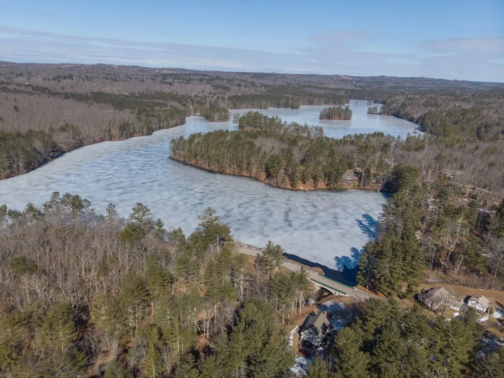 Photo of 55 Brooks Pond Rd