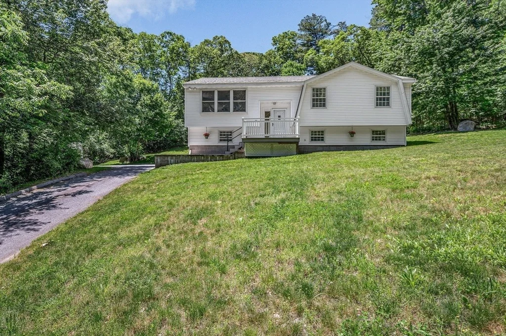 Photo of 50 Corrine Drive