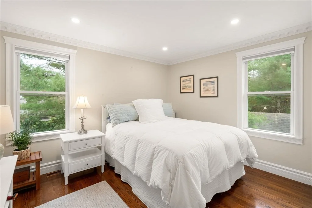 Photo of 57 Fairhaven Ln