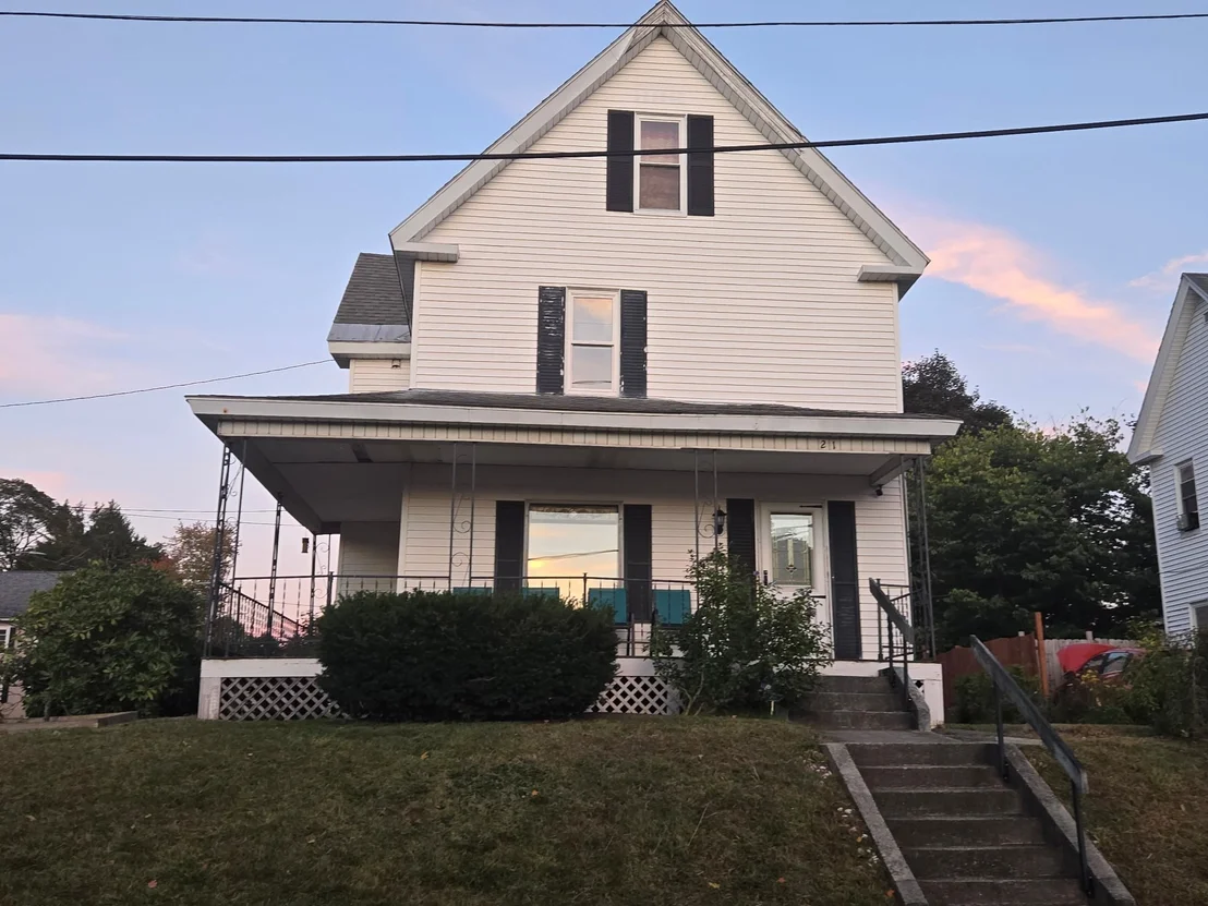 Photo of 21 Smith Ave