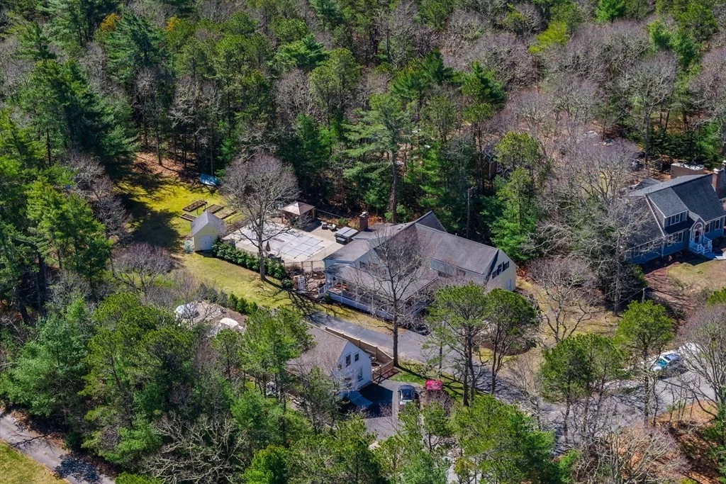 Photo of 120 Degrass Road