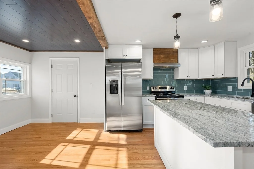 Photo of 48 Beeler Avenue