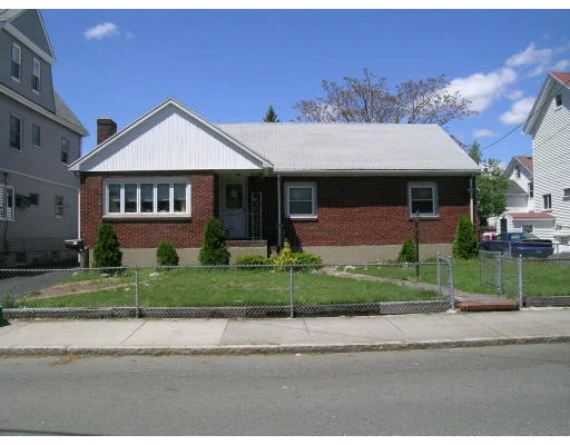 Photo of 92 Baldwin Ave