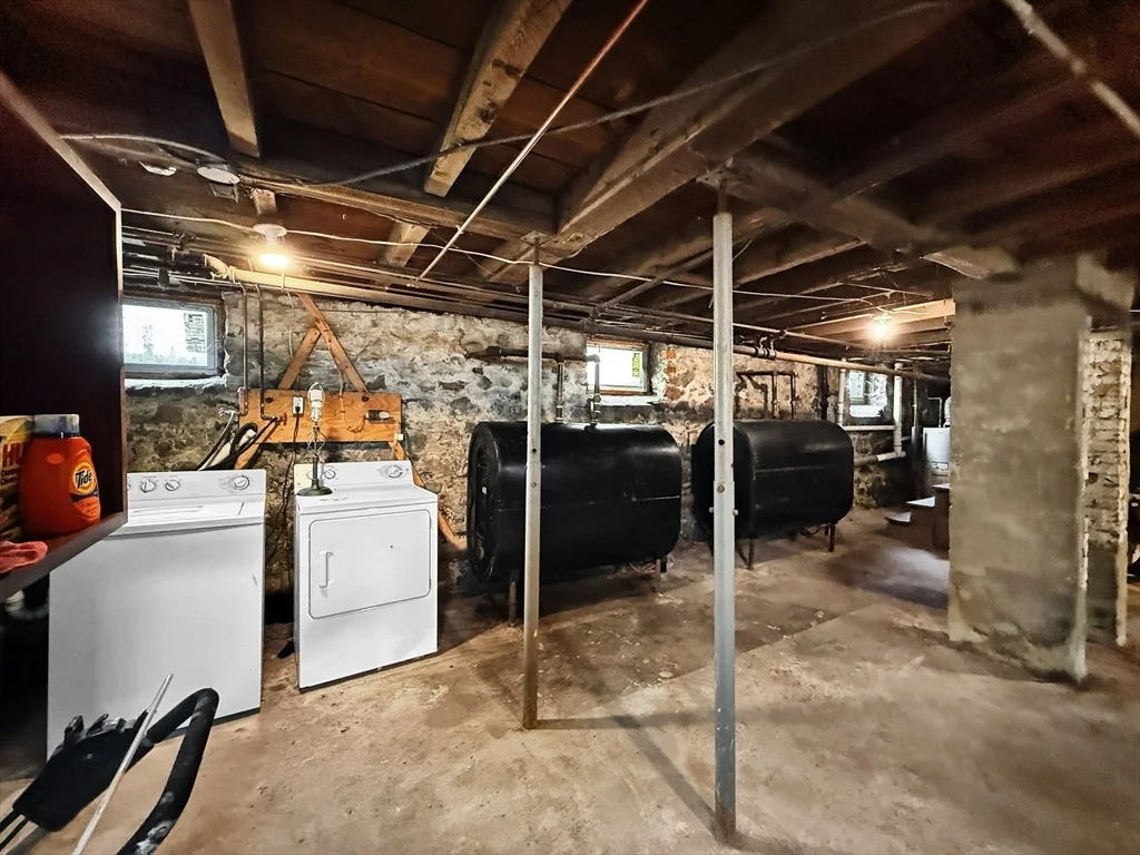 Photo of 76 Baldwin Ave