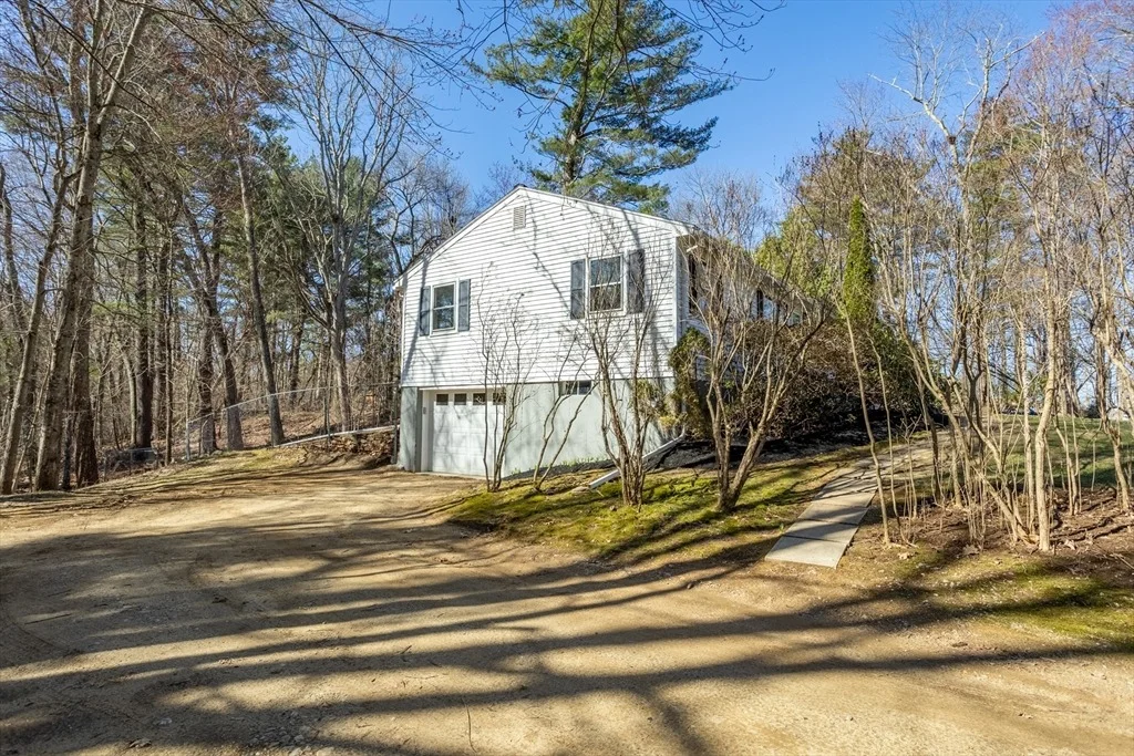 Photo of 9 Treadwell Dr