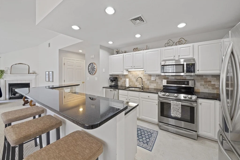 Photo of Unit 7 at 7 Evergreen Circle