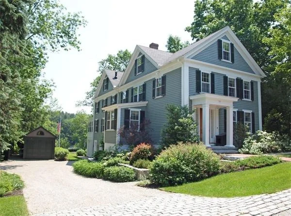 Photo of 101 River Rd