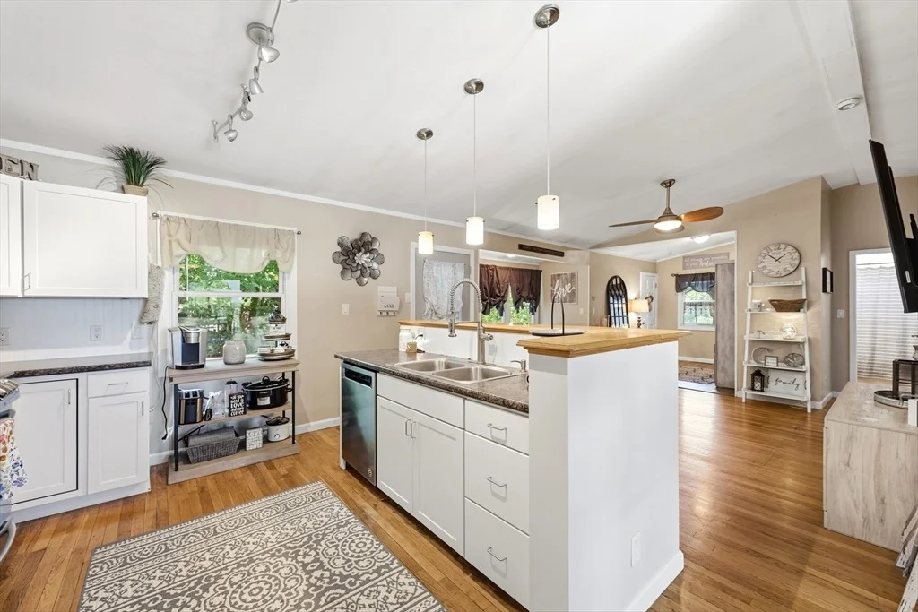 Photo of 14 Valley View Way