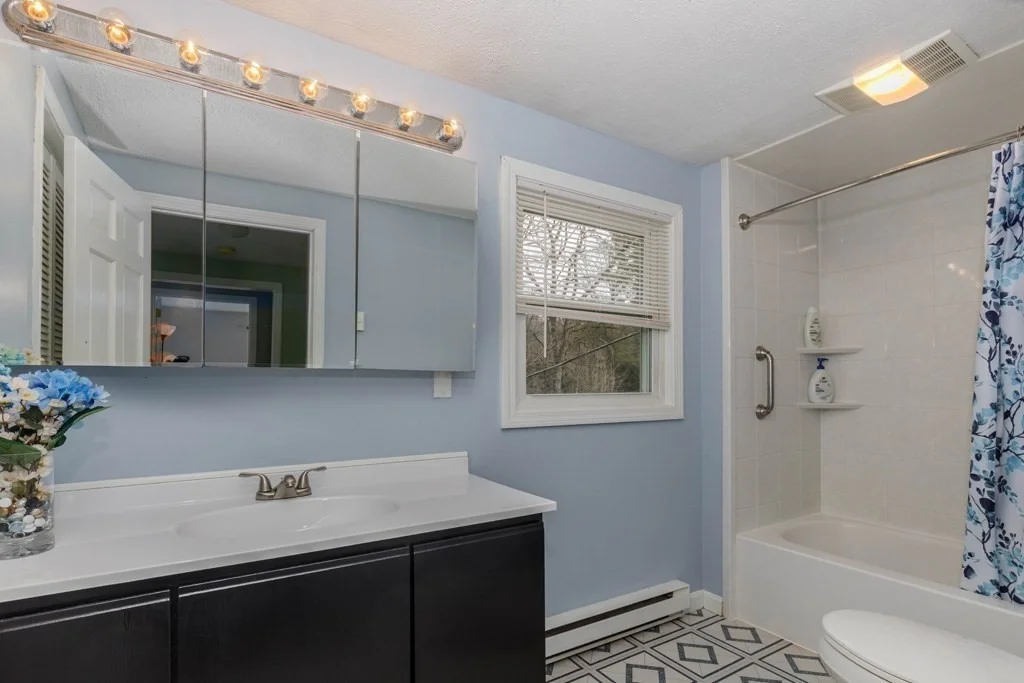 Photo of 55 Brockelman Road