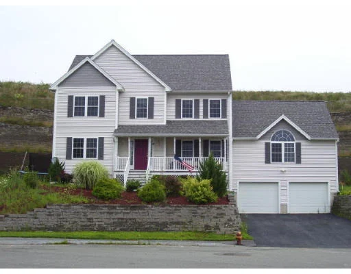 Photo of 4 Overlook Cir