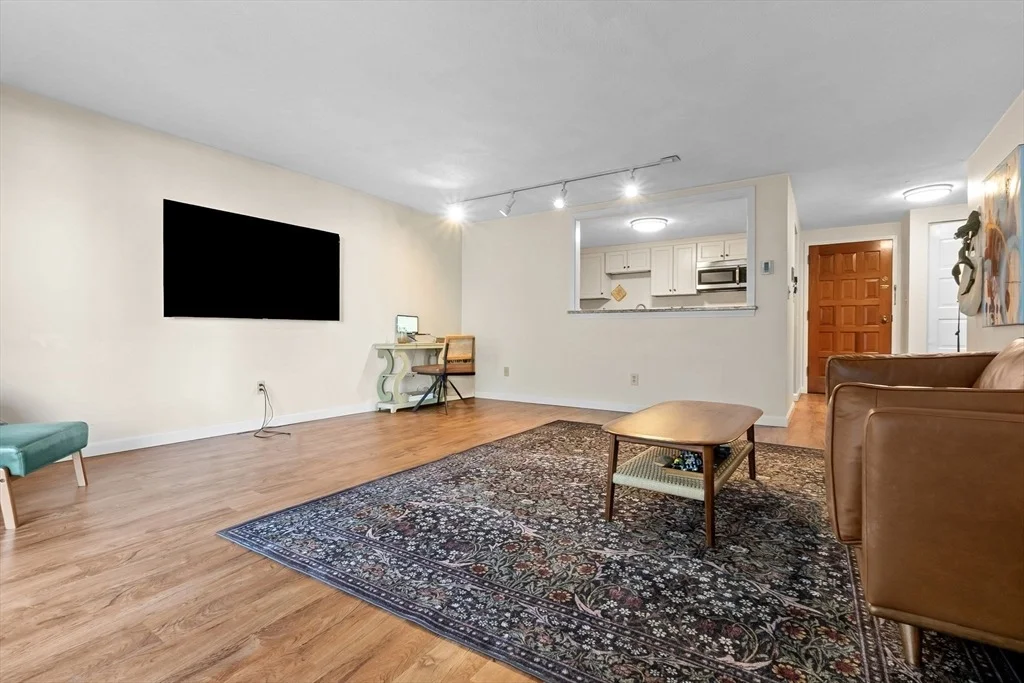 Photo of Unit 210 at 9 Broadway