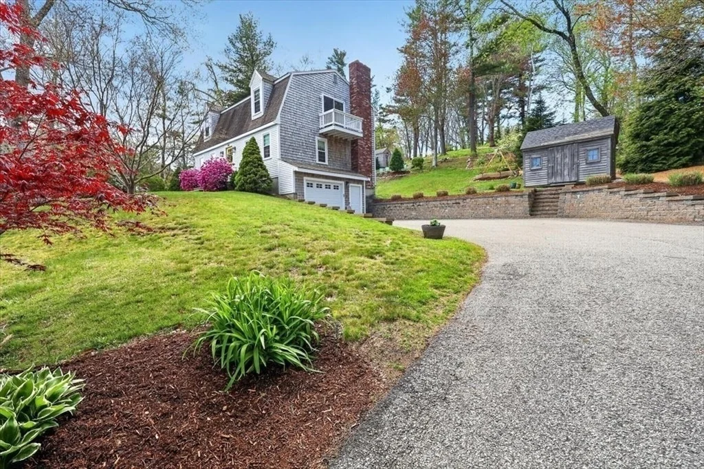 Photo of 60 Oakleaf Dr