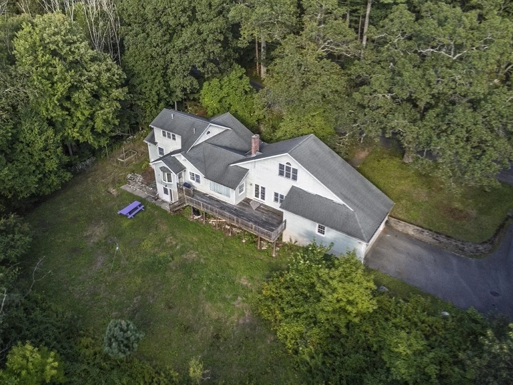 Photo of 426 Conant Rd.