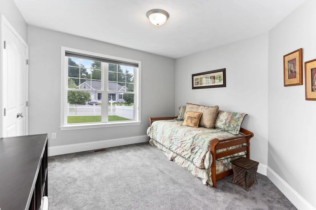 Photo of 12 Waterford Circle