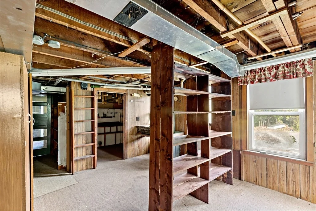 Photo of 437 Main St