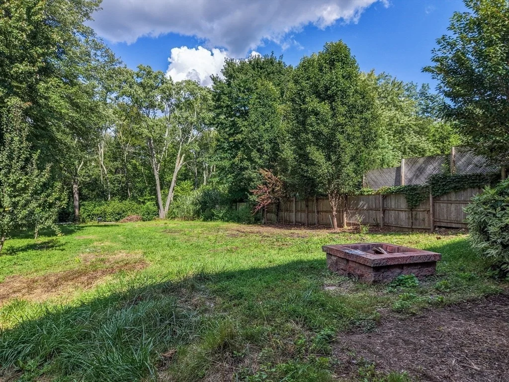 Photo of 115 Saint James Ave