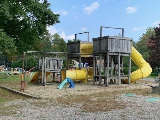 Photo of 27 & 29 Cascade Dr