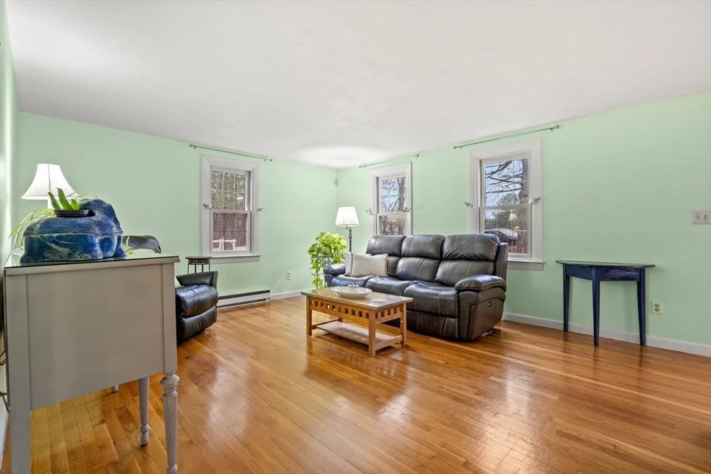 Photo of 76 Hardy St
