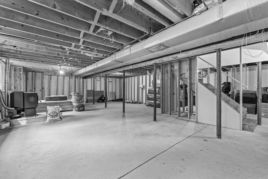 Photo of 8 Cardinal Cir