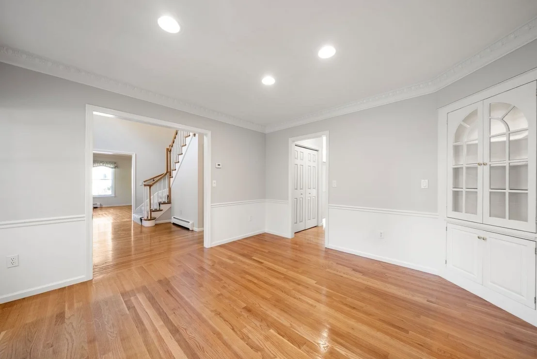 Photo of 14 Powder House Cir