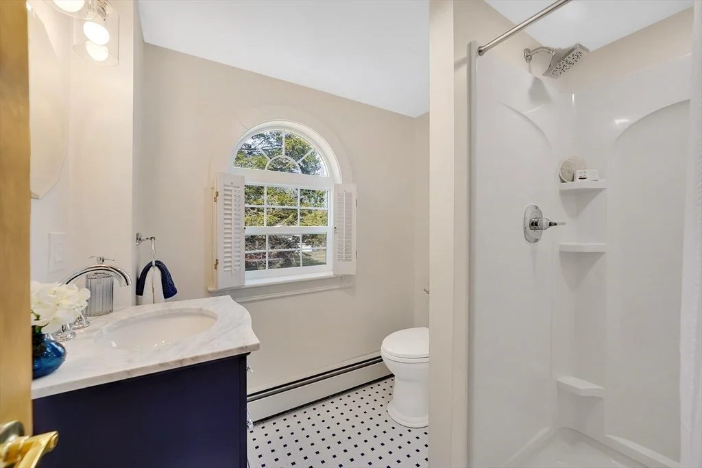 Photo of 116 Congamond Rd
