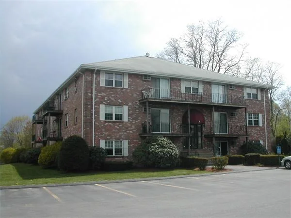 Photo of Unit 8 at 2 Karen Circle