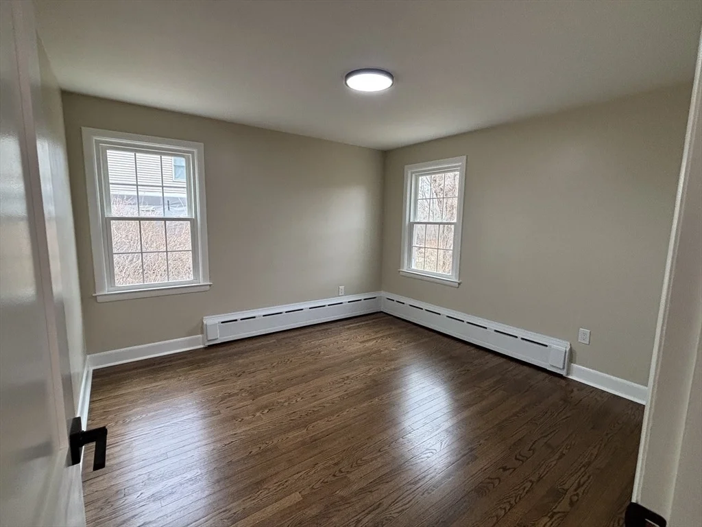 Photo of 52 Bushee Rd