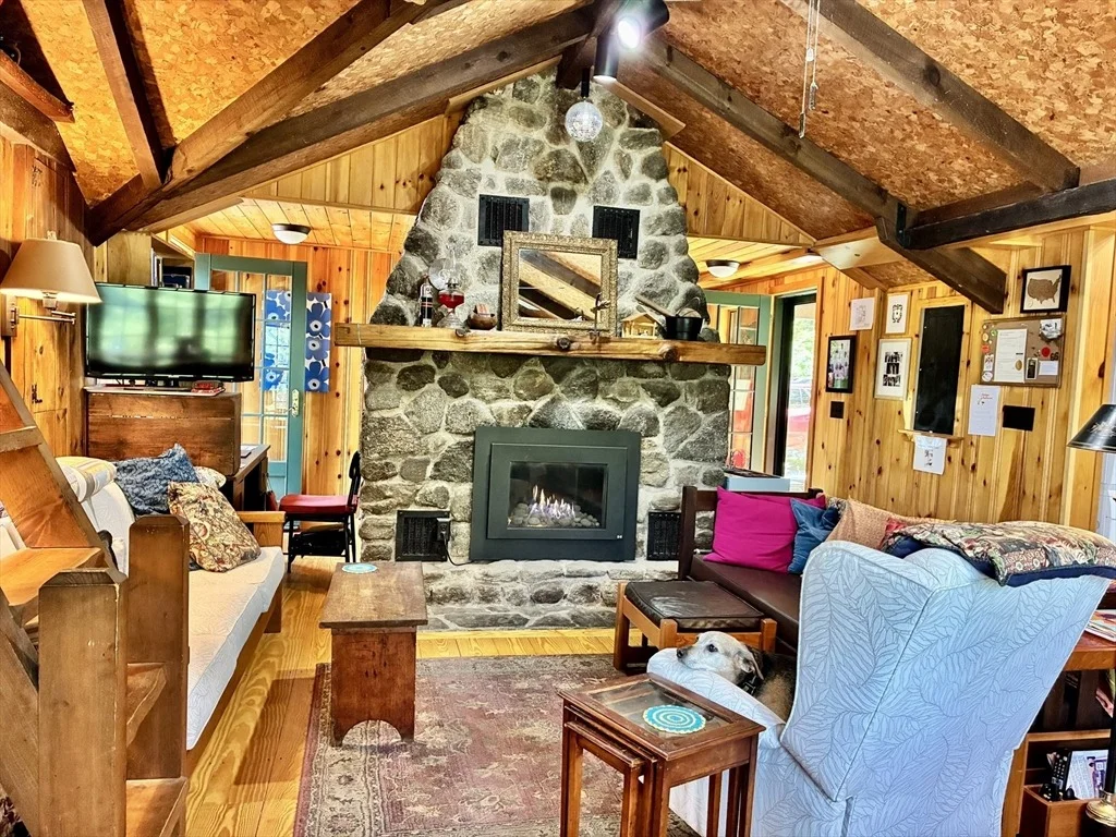 Photo of 12 Lambs Cove Rd