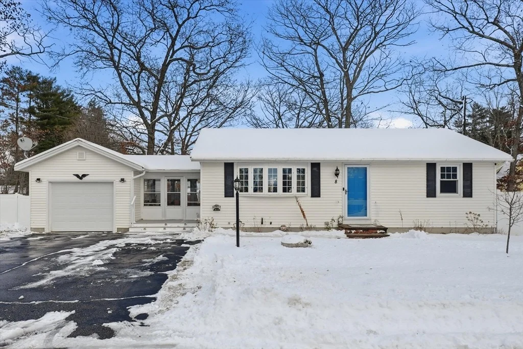 Photo of 8 Crest Drive