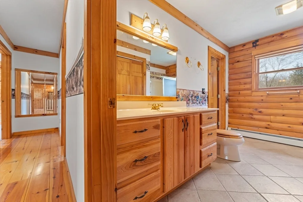 Photo of 15 Quissett Rd