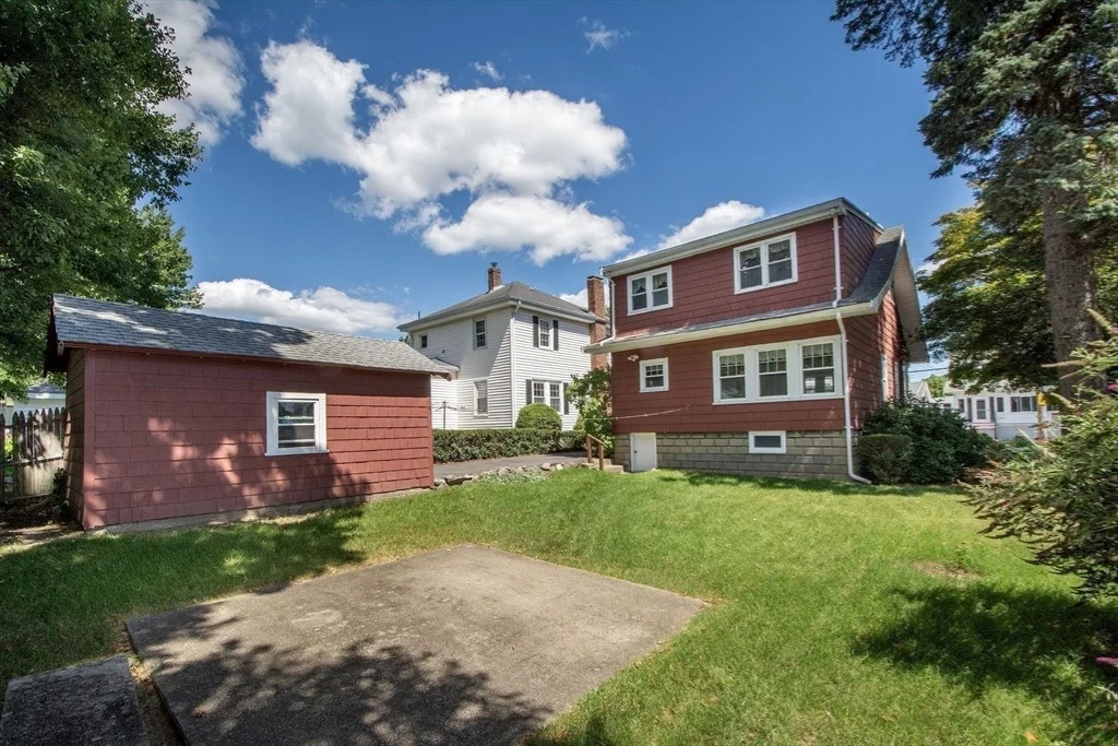 Photo of 10 Elmlawn Rd