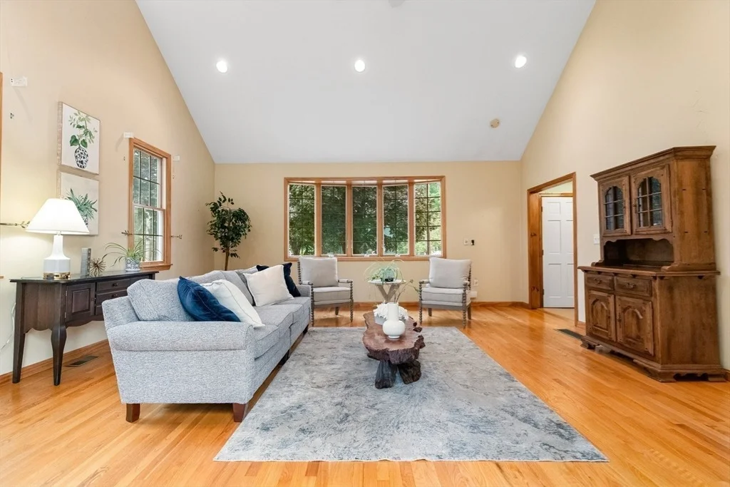 Photo of 8 Indian Lane