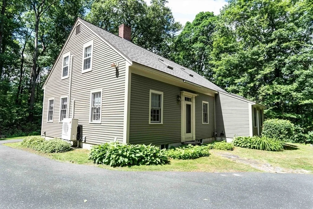 Photo of 80 Lyman Rd