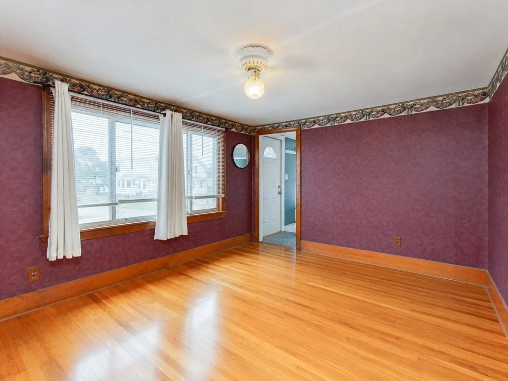 Photo of 119 Lawrence St