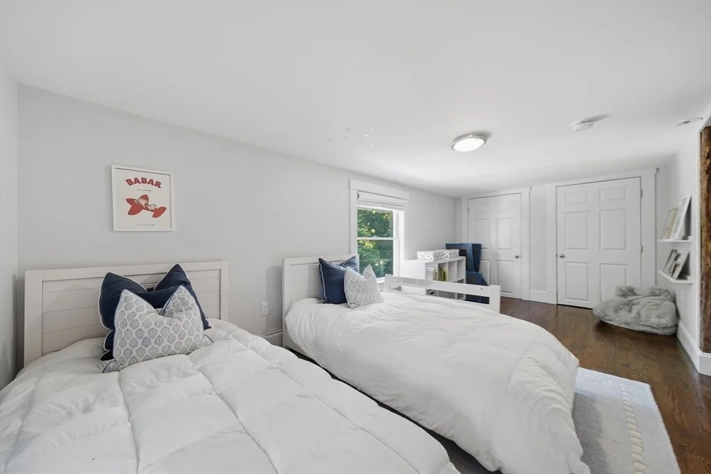 Photo of 105 Bow St