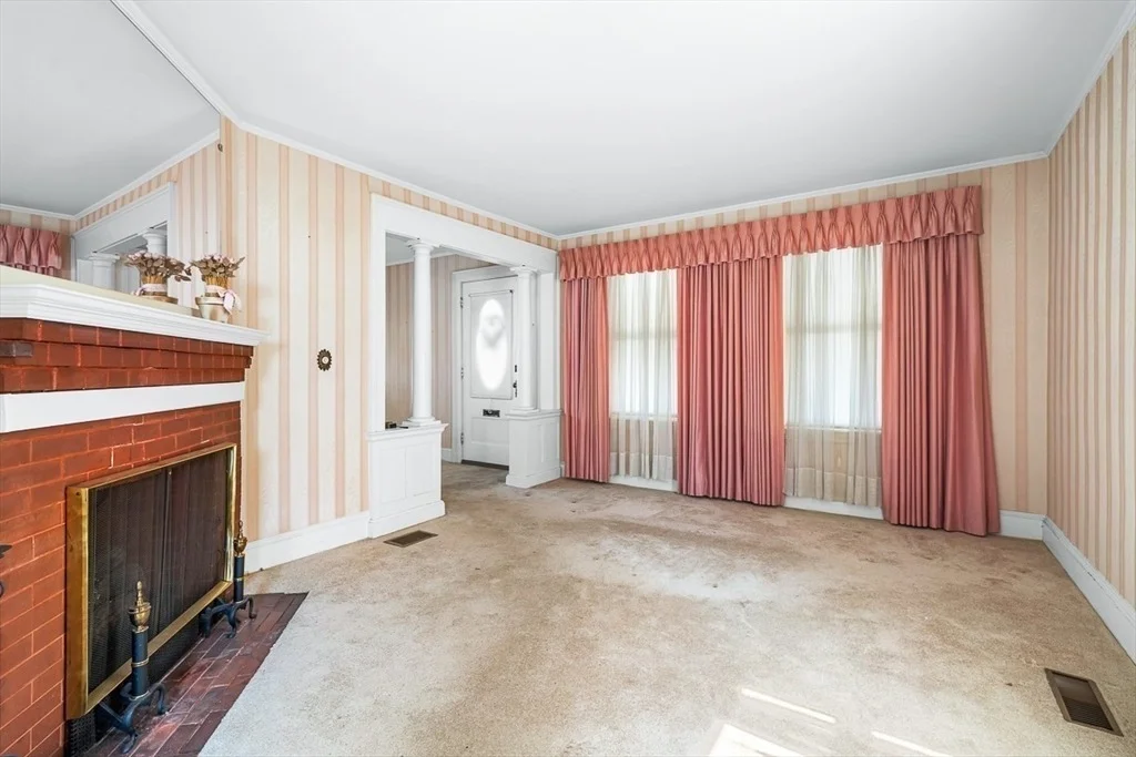 Photo of 273 Rogers St.