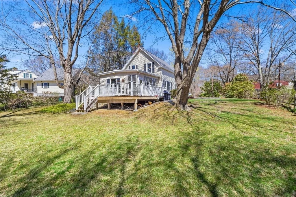 Photo of 141 Westview Rd
