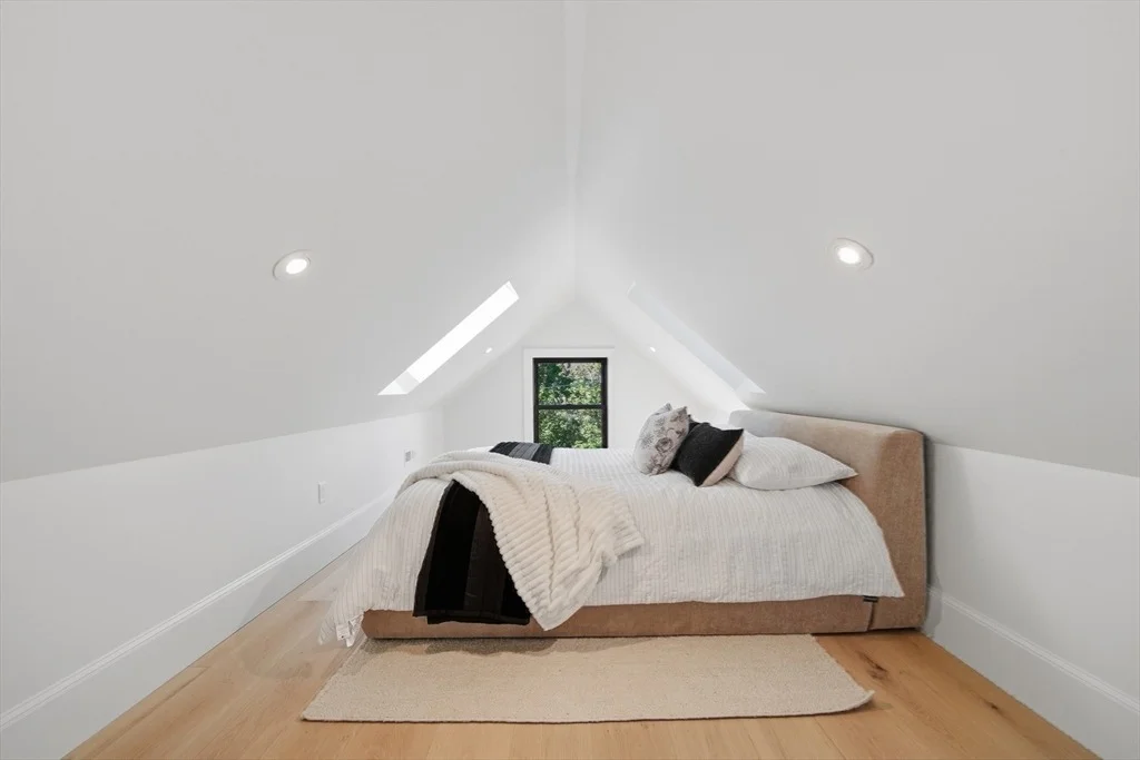 Photo of 105 Bow St