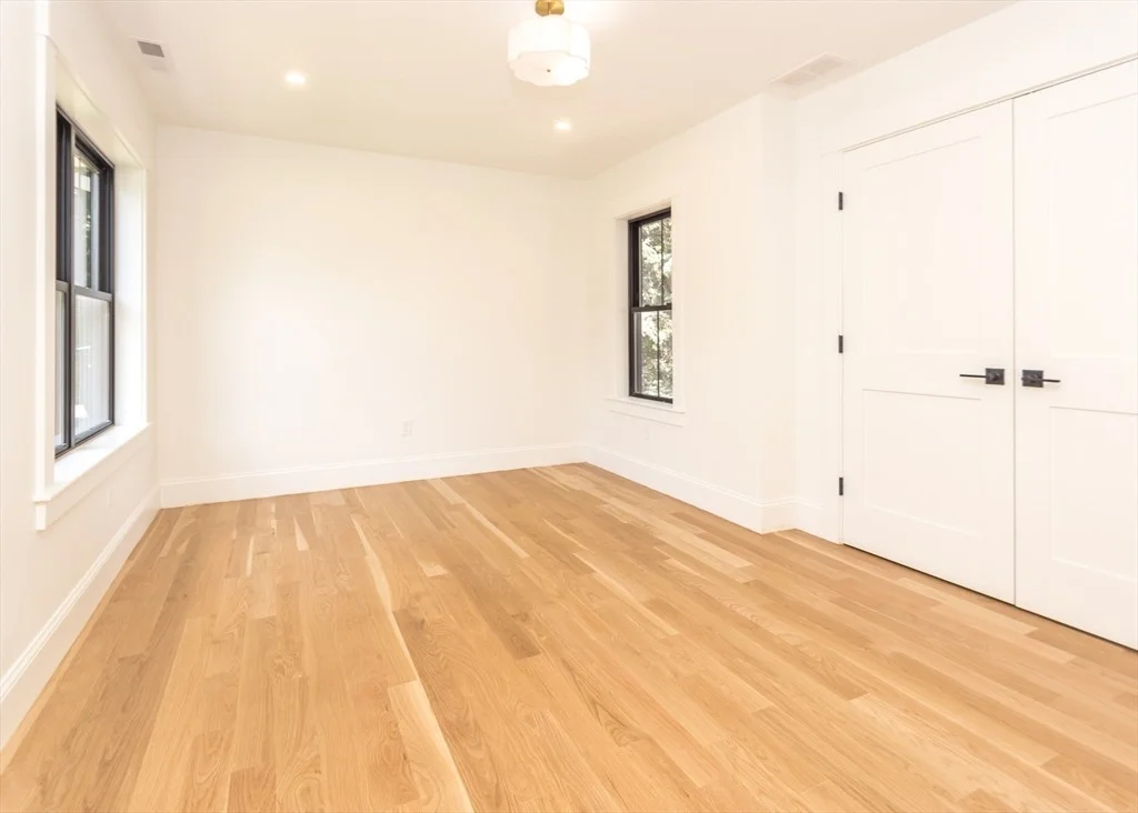 Photo of 38 Hillcroft Road